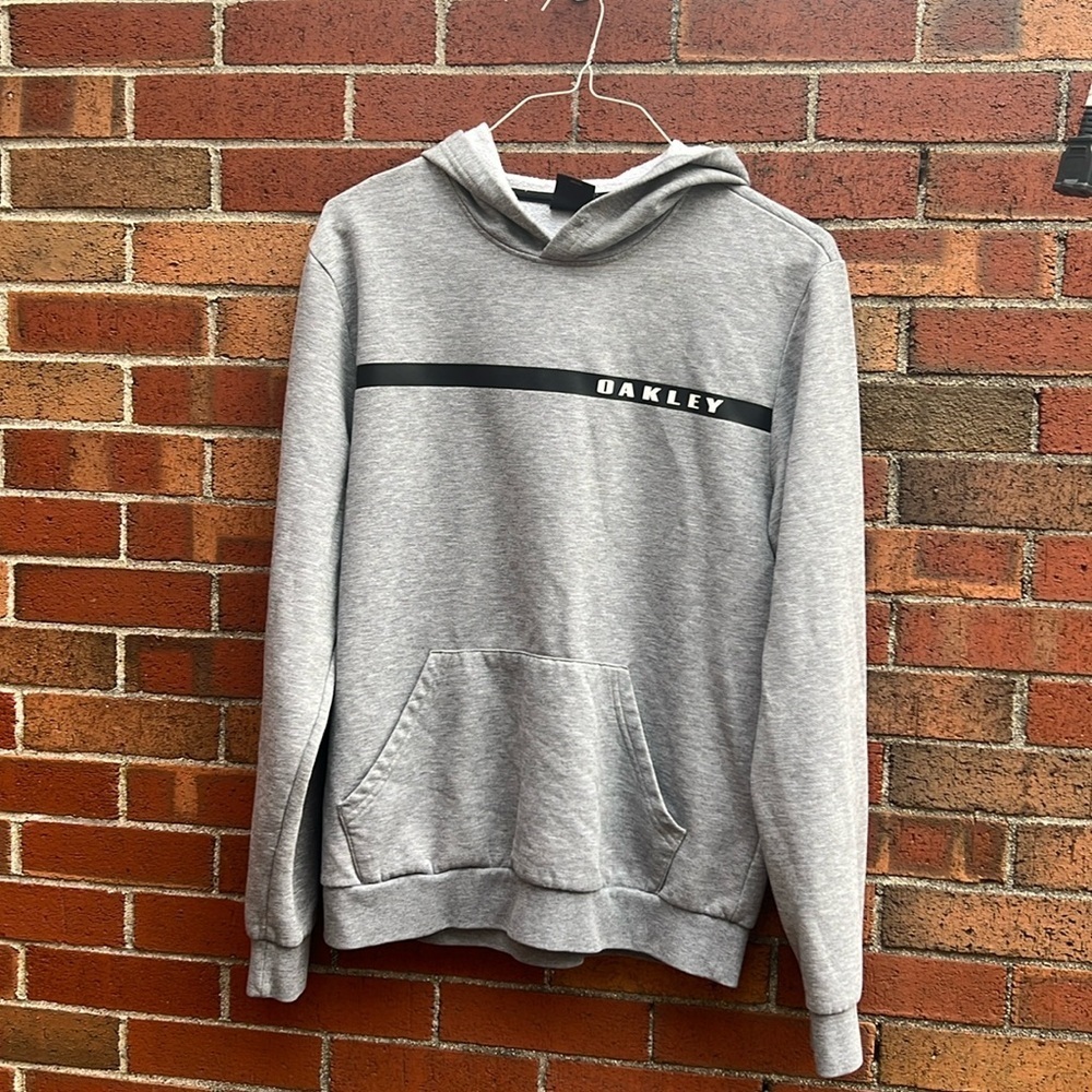 Oakley hoodie